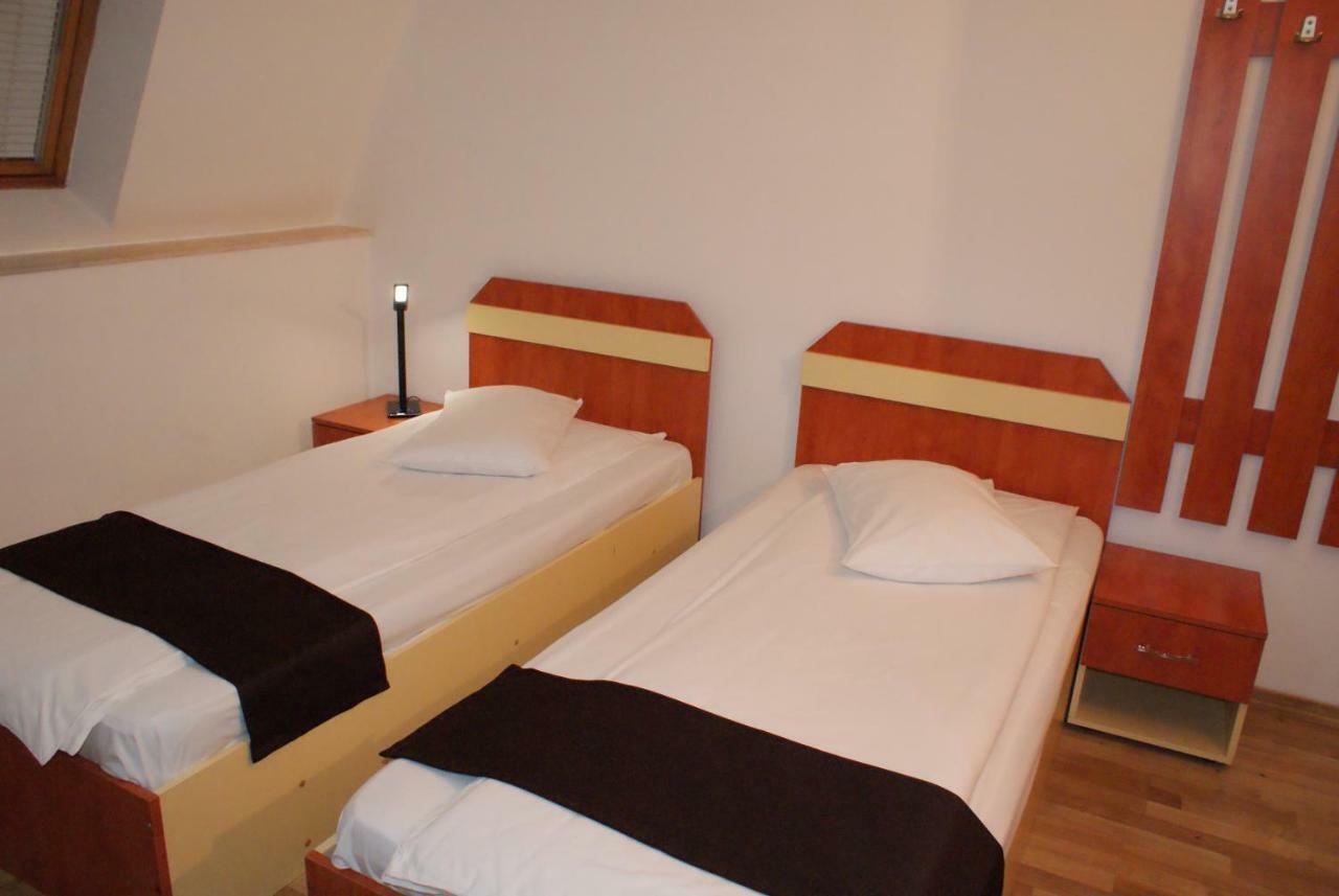 Vila Sorina Poiana Brasov Exteriör bild